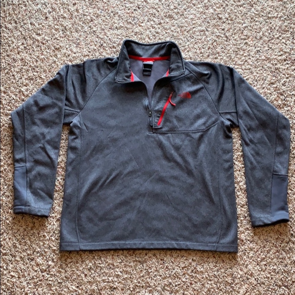 Men’s North Face 1/4 zip Large